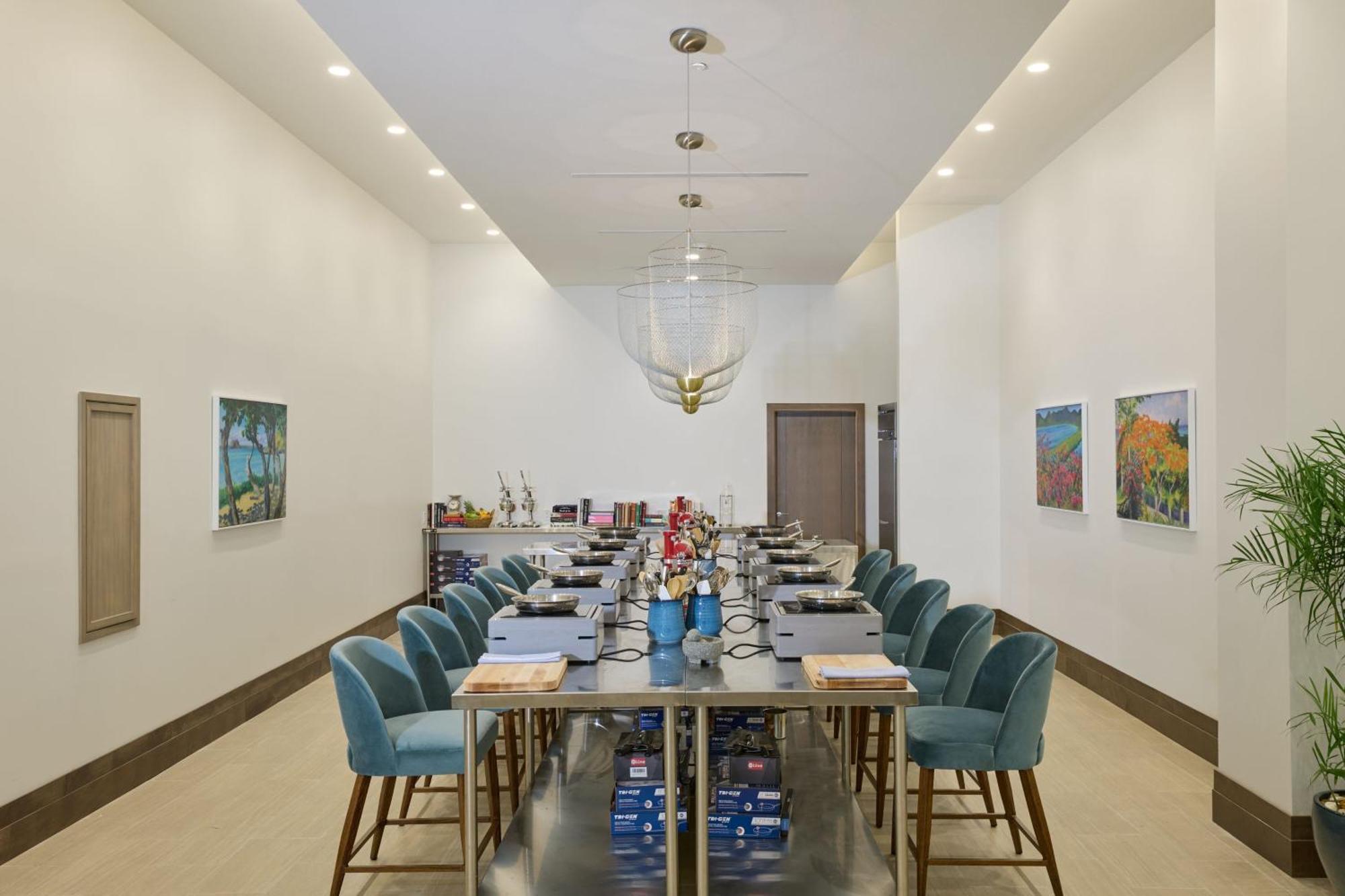 Jw Marriott St Maarten Beach Resort & Spa Dawn Beach Exterior photo