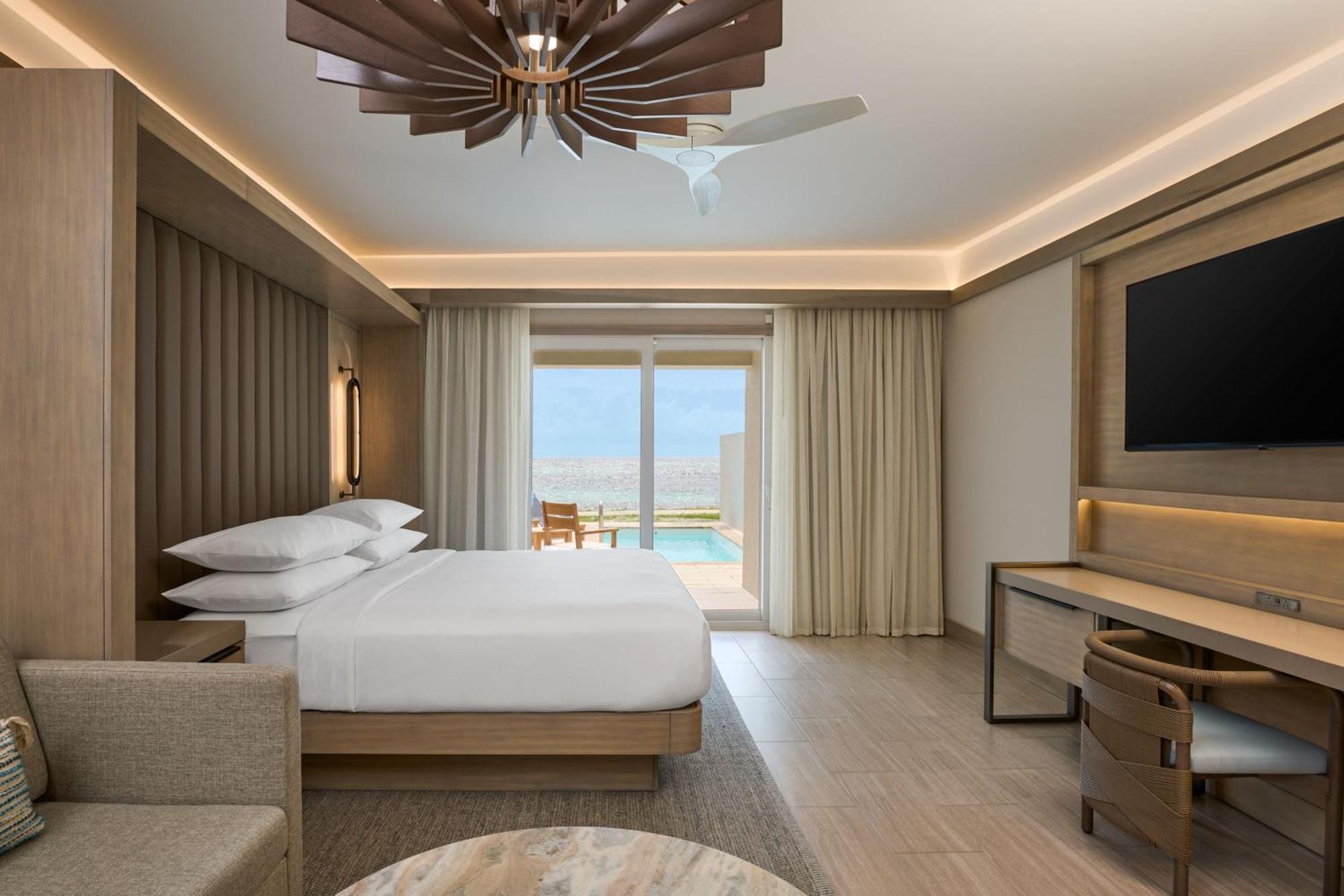 Jw Marriott St Maarten Beach Resort & Spa Dawn Beach Exterior photo