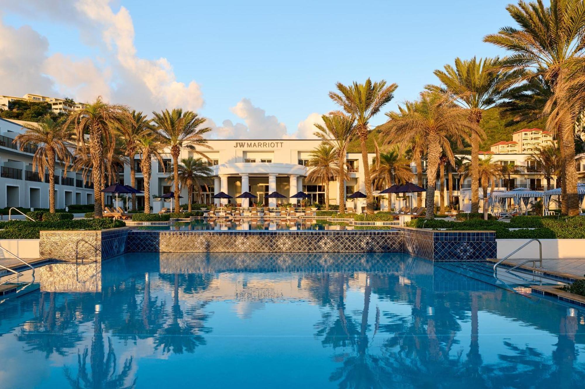 Jw Marriott St Maarten Beach Resort & Spa Dawn Beach Exterior photo